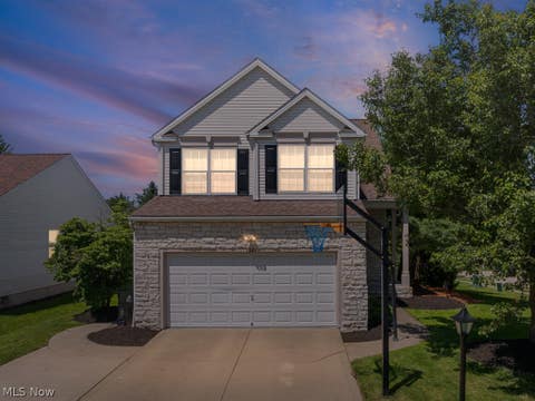 Homes For Sale - 1021 Ledgestone Drive<br/> Wadsworth, OH 44281