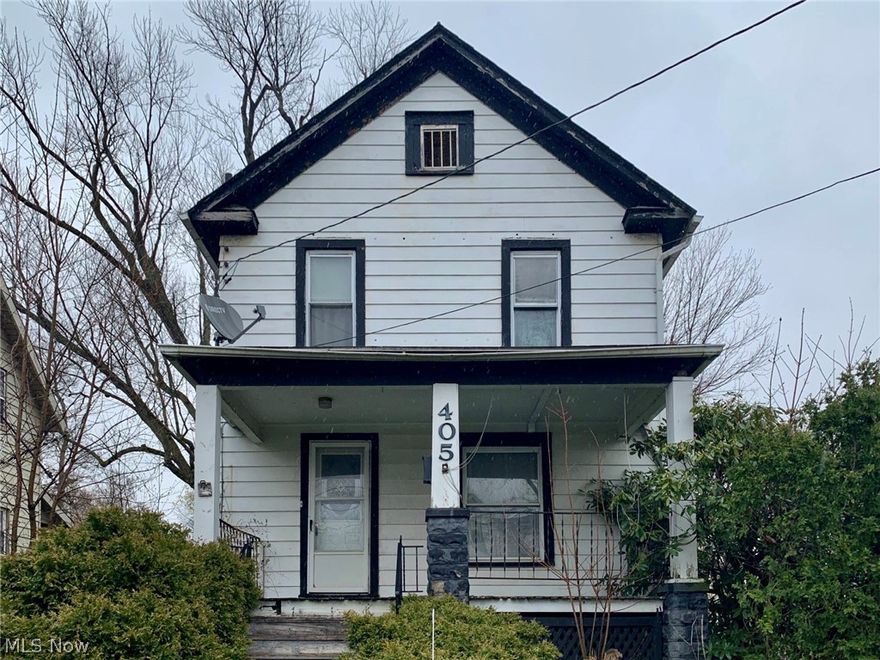 This affordable 3 bedroom, 1 bath two-story home includes a living room, dining room,  spacious kitchen, basement & garage. Convenient location near the hospital, high school and downtown Warren.