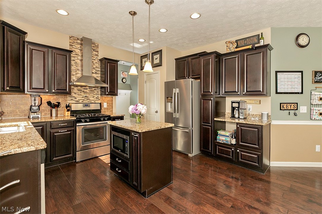 Glenwillow Place - Residential