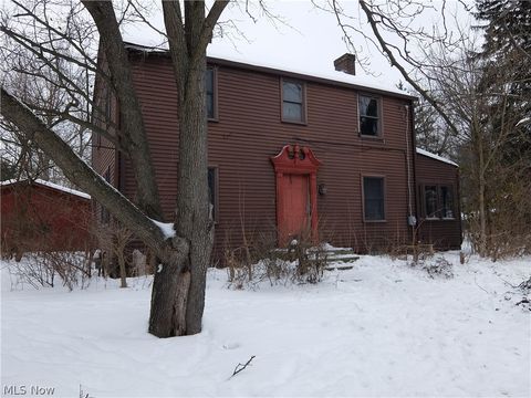 Homes For Sale - 1094 Churchill Road<br/> Trumbull County, Girard, OH 44420