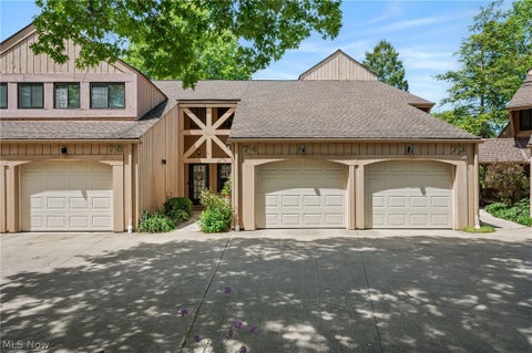 Condo For Sale - 74 Landings Way<br/> Avon Lake, OH 44012