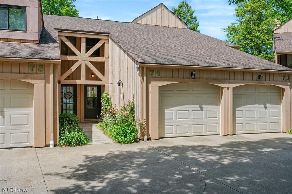 Photo of 74 Landings Way, Avon Lake, OH 44012 (MLS # 5213985)