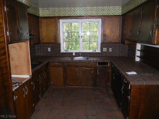 Hemlock Hill Dev - Residential