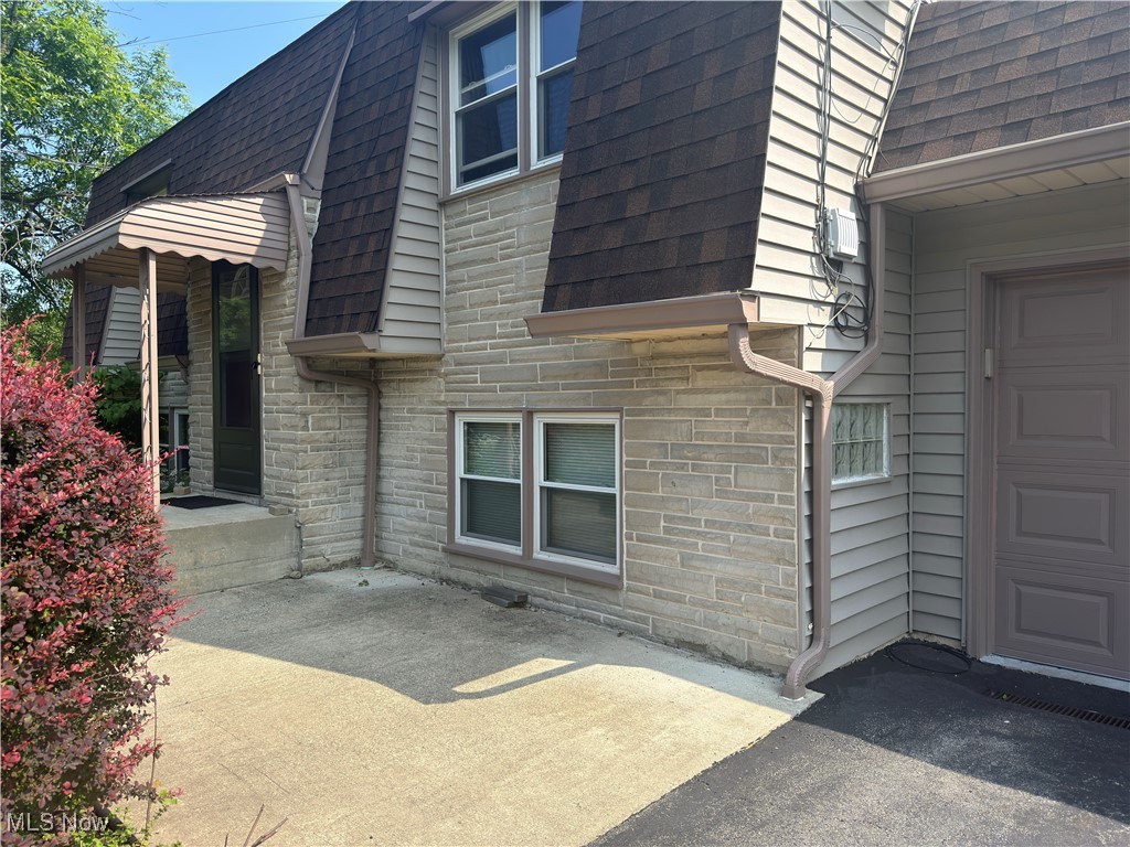 Hopkins Heights - Residential Lease