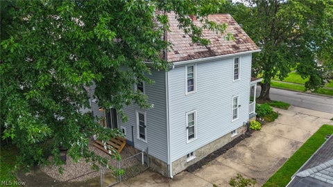 Tiny photo for 129 Woodland Avenue, Marietta, OH 45750 (MLS # 5240793)