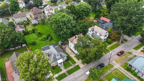 Tiny photo for 129 Woodland Avenue, Marietta, OH 45750 (MLS # 5240793)