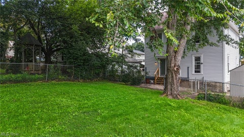 Tiny photo for 129 Woodland Avenue, Marietta, OH 45750 (MLS # 5240793)
