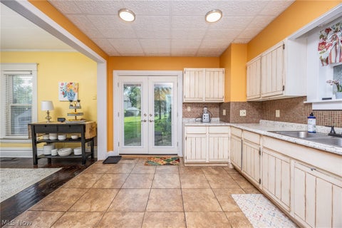 Tiny photo for 129 Woodland Avenue, Marietta, OH 45750 (MLS # 5240793)
