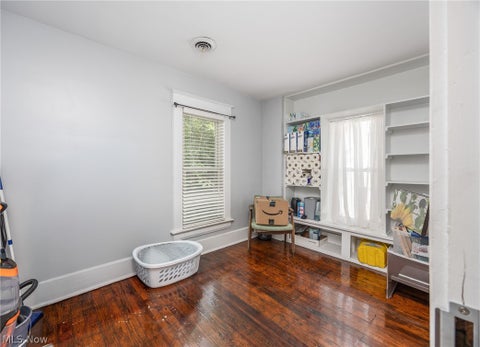 Tiny photo for 129 Woodland Avenue, Marietta, OH 45750 (MLS # 5240793)