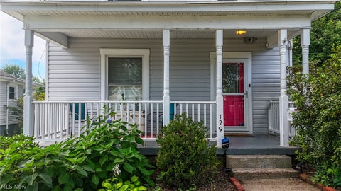 Tiny photo for 129 Woodland Avenue, Marietta, OH 45750 (MLS # 5240793)