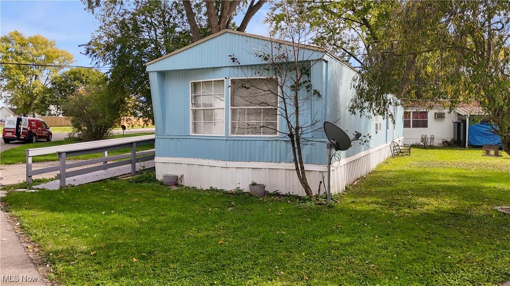 Photo of 1520 Orange Road, Ashland, OH 44805 (MLS # 5166165)