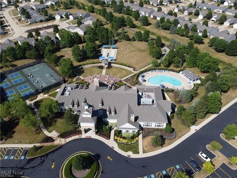 Tiny photo for 38391 Kingsbury Drive, North Ridgeville, OH 44039 (MLS # 5179990)