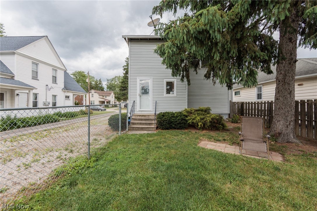21 Lincoln Avenue