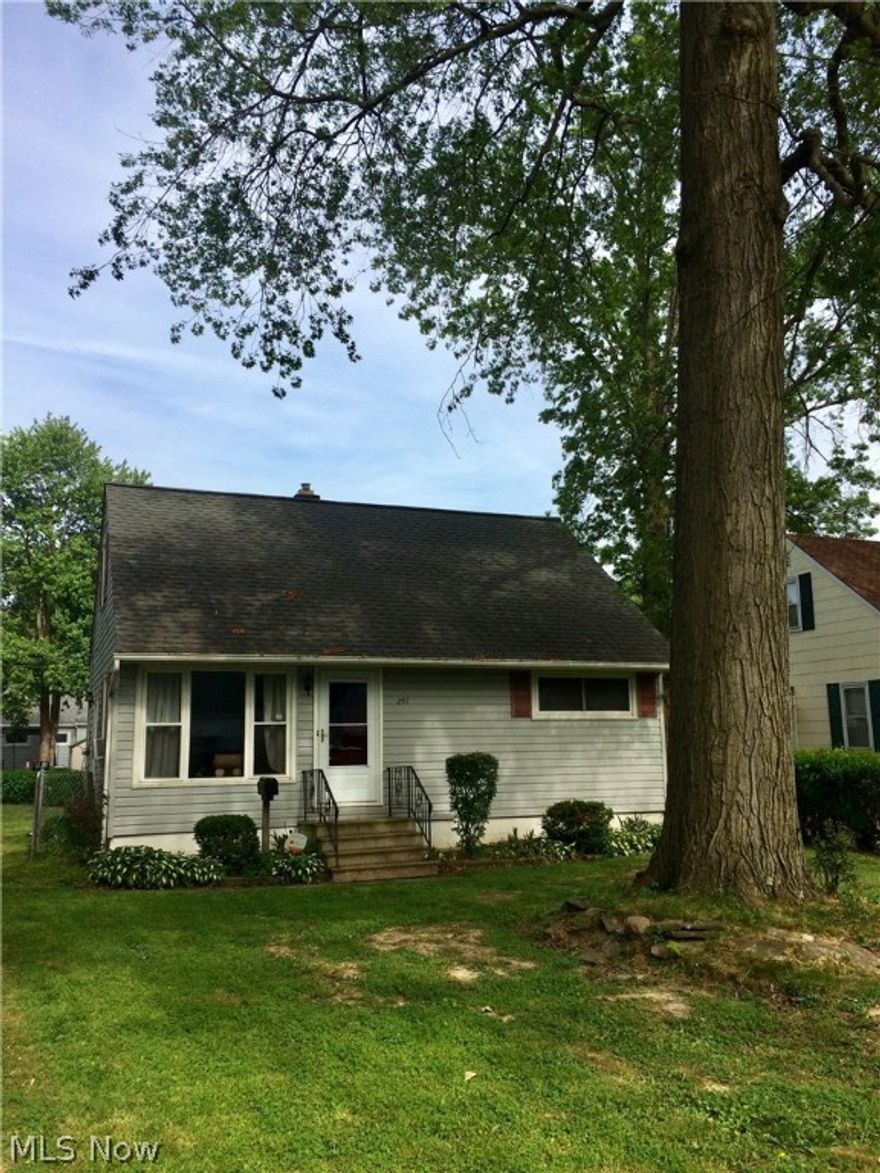 Cute 3 Bedroom Cape Cod with a full basement within Walking distance to great schools, Public Library ,Aquatic Center and Veterans Beach
Two Bedrooms on main floor and upstairs has a Large Bedroom and an adjoining Living area. Nice size backyard the kids will love. Basement has a finished area that could be a family room or Bedroom .All appliance stay