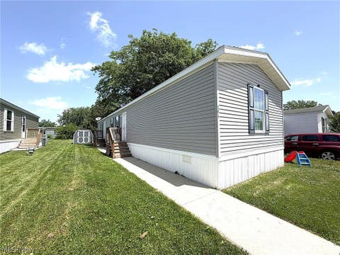 Homes For Sale - 144 Virginia Avenue<br/> Elyria, OH 44035