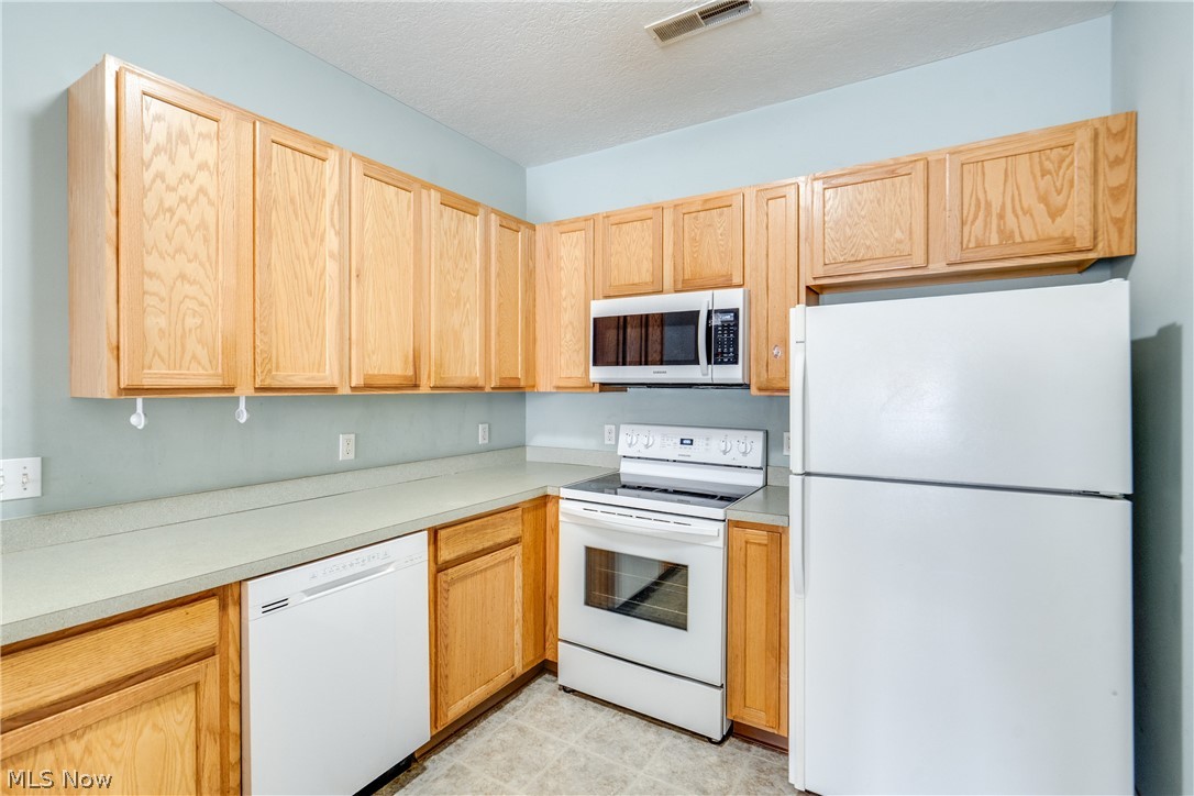 Forest Condo - Residential