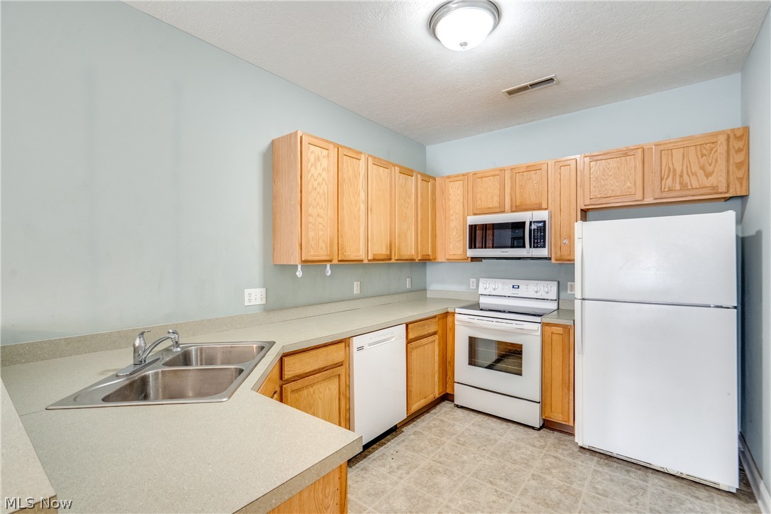 Forest Condo - Residential