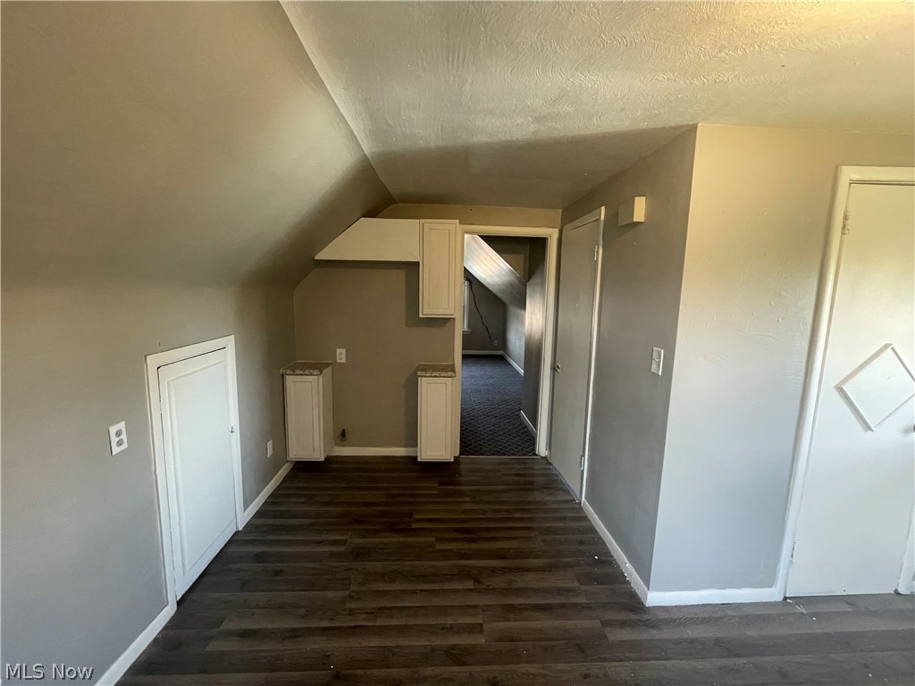 Sanda - Residential Lease