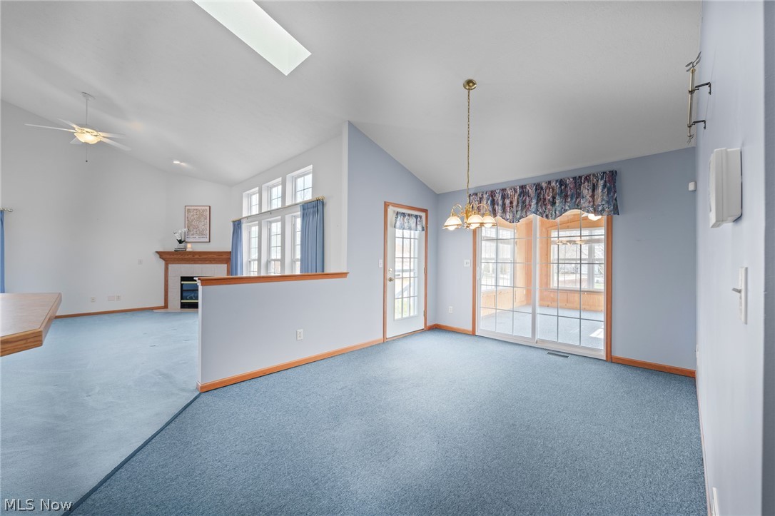 North Pt @ Hunters Crossing - Residential