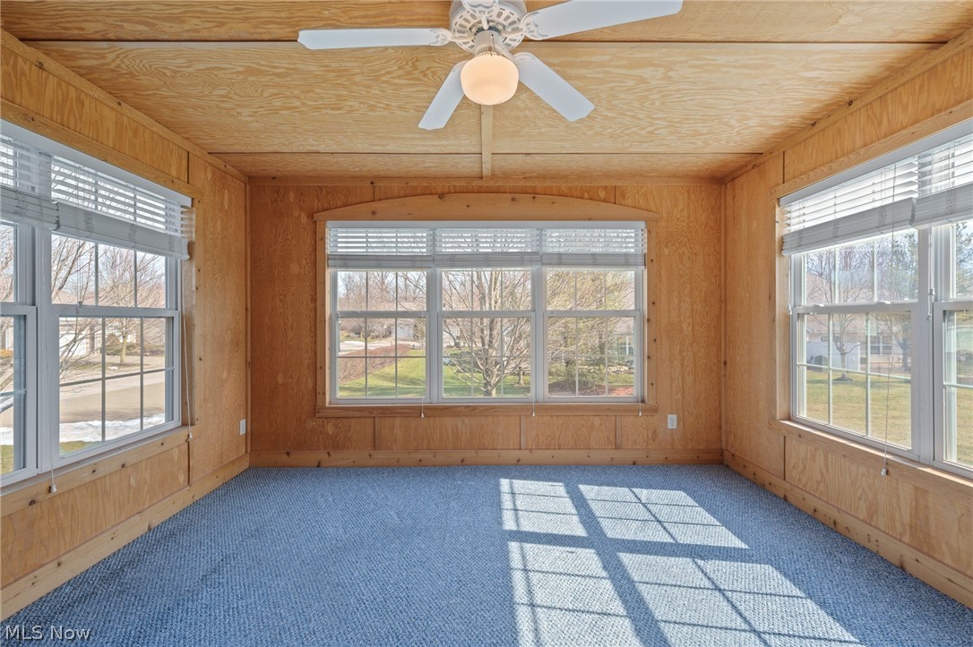 North Pt @ Hunters Crossing - Residential