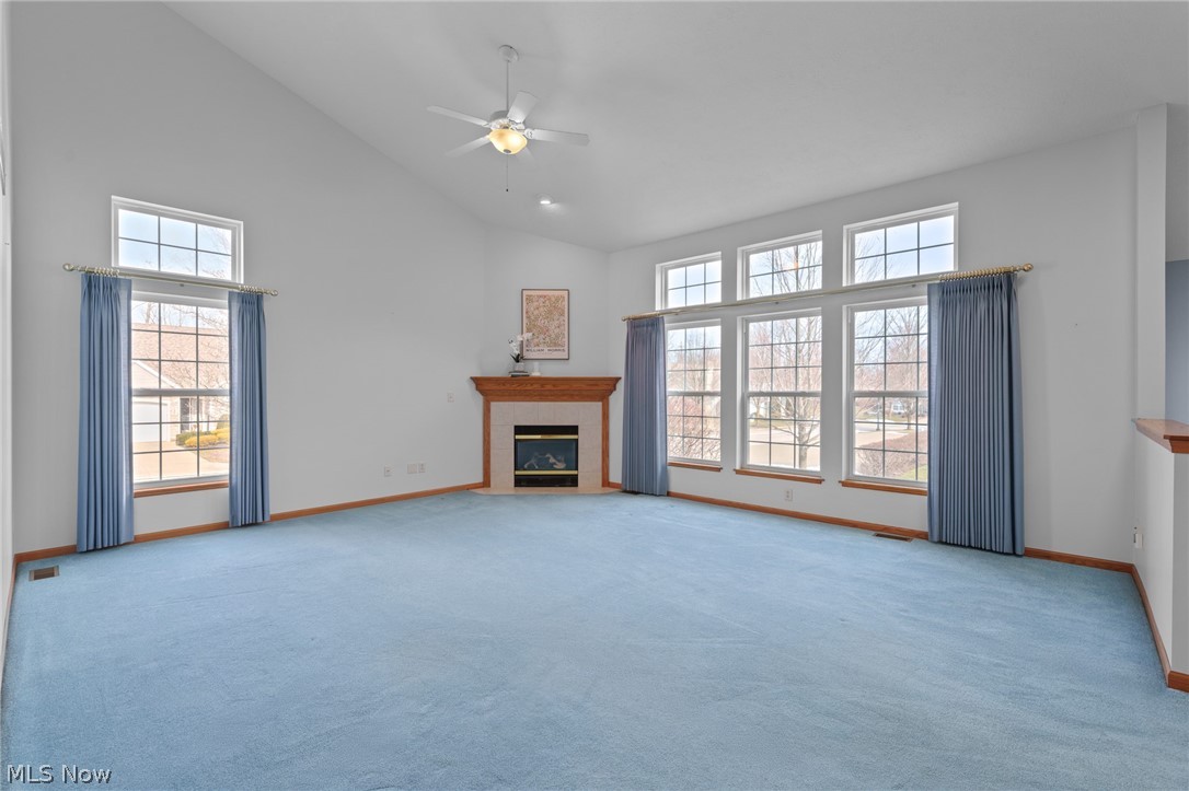 North Pt @ Hunters Crossing - Residential