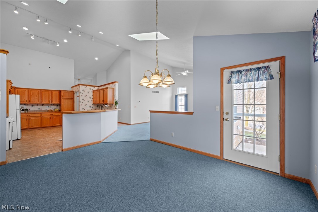 North Pt @ Hunters Crossing - Residential