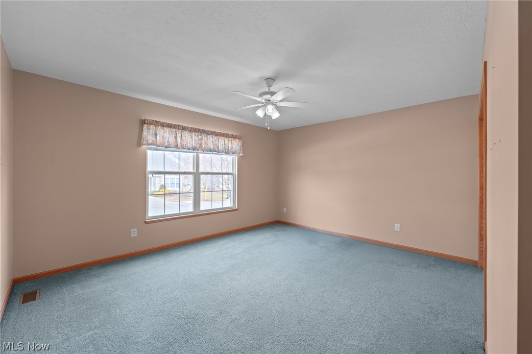 North Pt @ Hunters Crossing - Residential