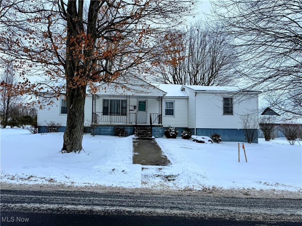 303 Morgantown Avenue, Barnesville, Ohio image 1