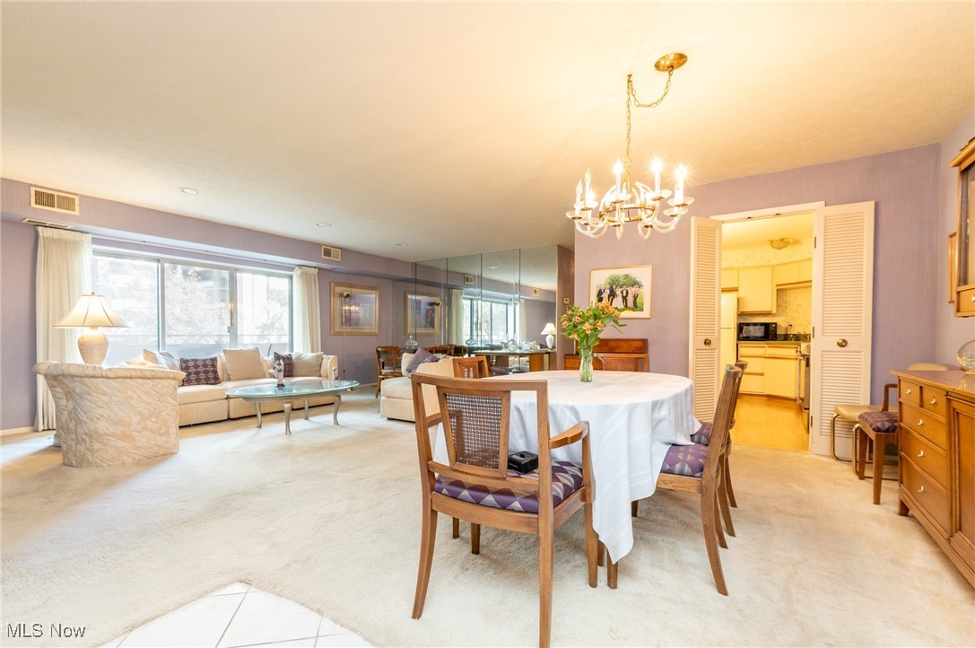 Acacia/Green Condo - Residential