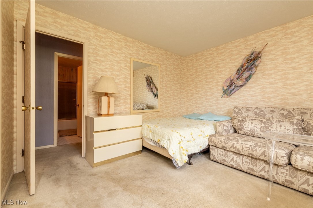Acacia/Green Condo - Residential