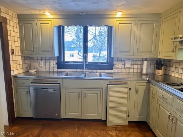 Village/Ne London Sub 3 - Residential