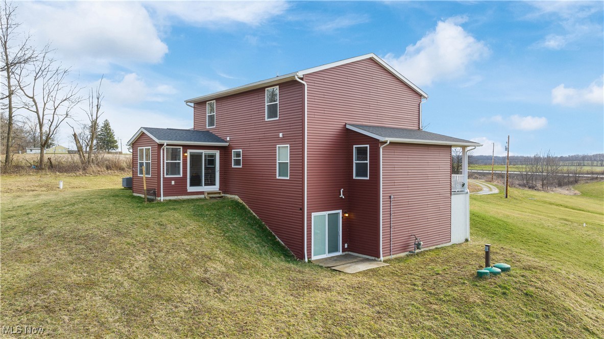 7622 Fredericksburg Road, Fredericksburg, Ohio image 35