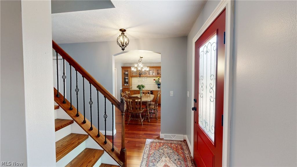 Photo of 5365 Lenore Drive, Mentor, OH 44060 (MLS # 5217898)