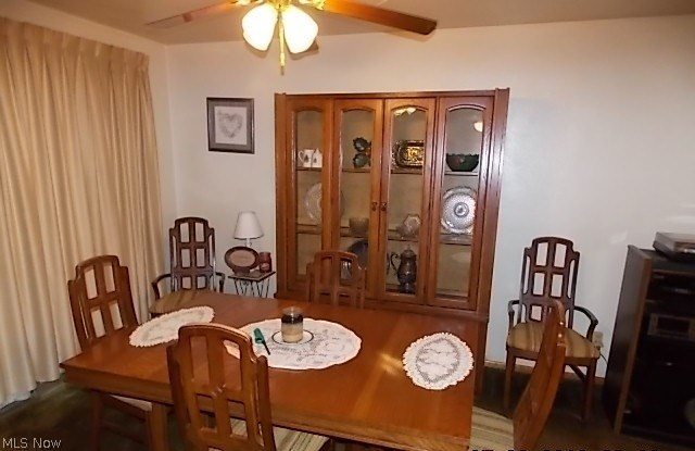 COUNTRY CLUB - Residential