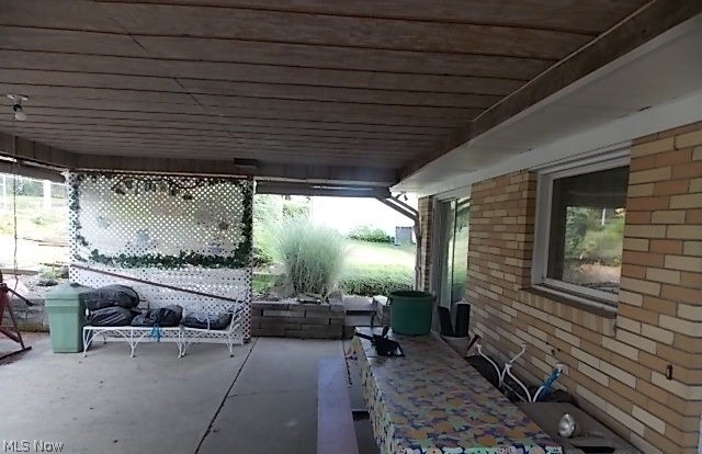 COUNTRY CLUB - Residential