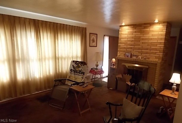 COUNTRY CLUB - Residential