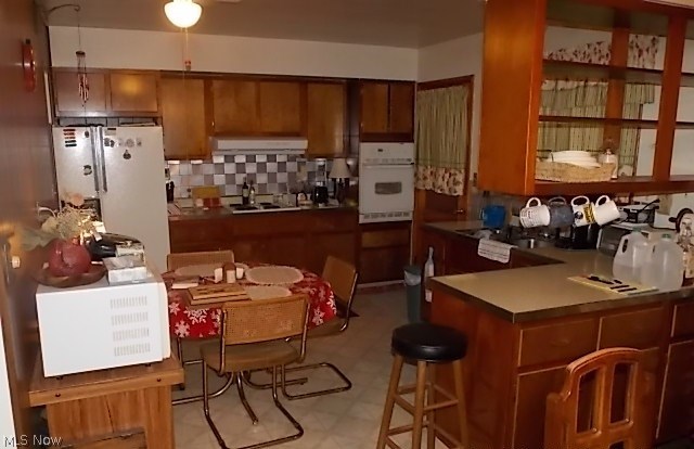 COUNTRY CLUB - Residential