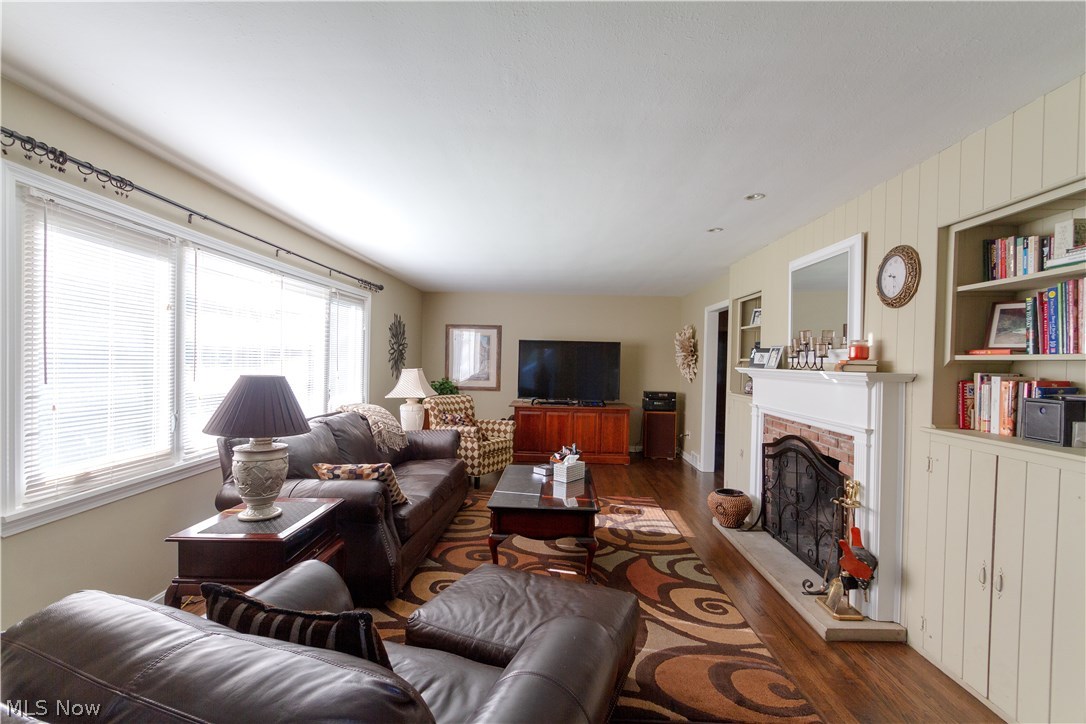 Jackson Lander Road Suburban E - Residential