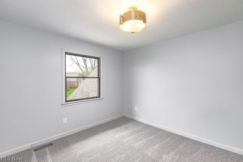 Tiny photo for 4864 Armandale Avenue NW, Canton, OH 44718 (MLS # 5201533)