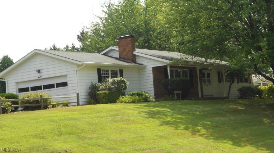 Freddie Mac First Look Initiative through 09/13/15.  Seller will pay up to 3% of buyers closing cost if owner occupants.   Well-kept ranch home on north end! Full applicanced kitchen with breakfast bar, dining room opening onto year-round sun room.  Large living room with fireplace, 3 bedrooms and 2 baths on main floor.  Spectacular family room with wet bar, half bath and a nice large laundry room with cabinetry.  Nicely landscaped corner lot, paved driveway with 2 car attached garage and storage shed makes this home complete!