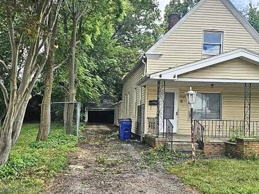 3707 E 54TH ST, CLEVELAND, OH 44105 - Image be4bce35b3129bbeb41413f3cd110239/452630116