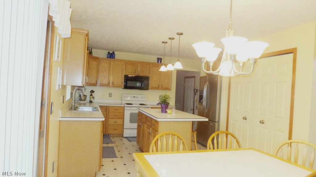 Echo Lake - Residential