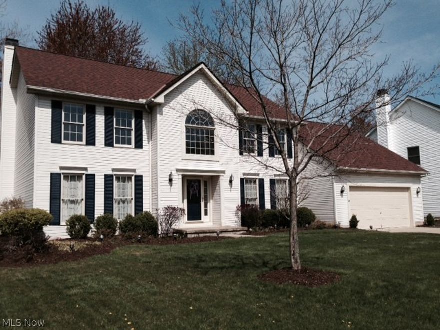 Fabulous family home with an open floor plan – great for entertaining!  Ceramic tile throughout.  Kitchen made for entertaining and cooking with ample counter space, large pantry, and stainless steel appliances. Very spacious rooms. Family room offers great view of the back yard, wood burning fireplace with a gas starter. Large bedrooms and closets. Nice sized master bedroom with large bathroom including a corner soaking tub for unwinding at the end of the day. Finished basement includes wet bar, workout room, and large storage area.  Great school district, convenient shopping, Quiet Street, great neighbors, a wonderful place to raise your family.