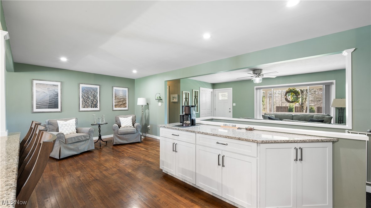 6711 W Smith Road, Medina, Ohio image 14