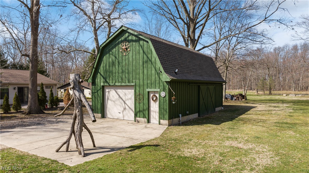 6711 W Smith Road, Medina, Ohio image 33