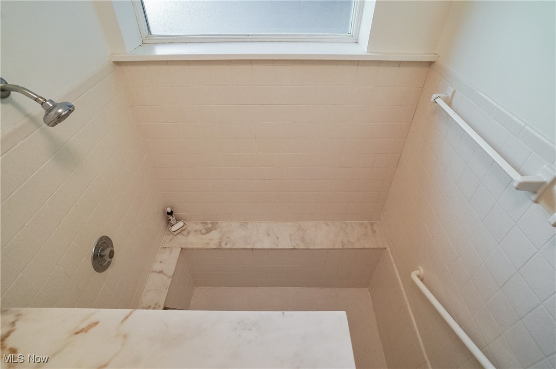 7353 Myrna Boulevard, Kent, Ohio image 21