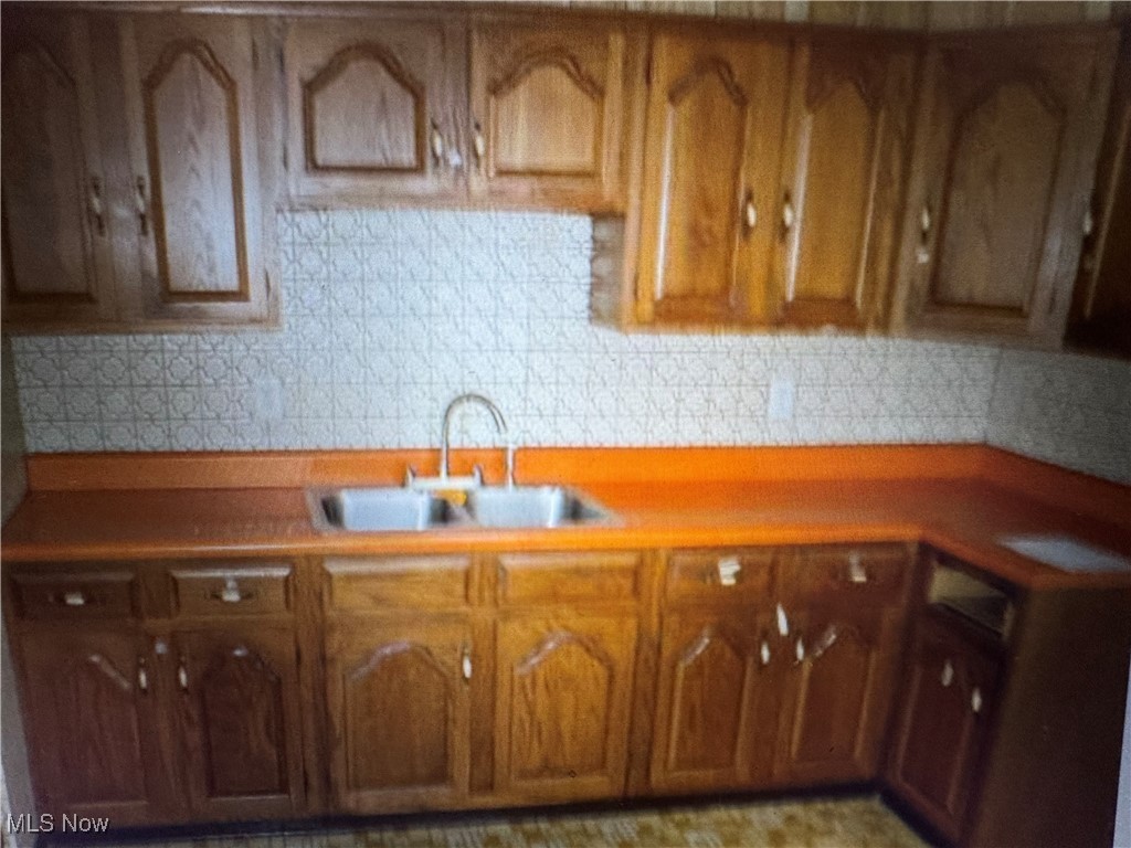 Laura E Sladden Sub - Residential