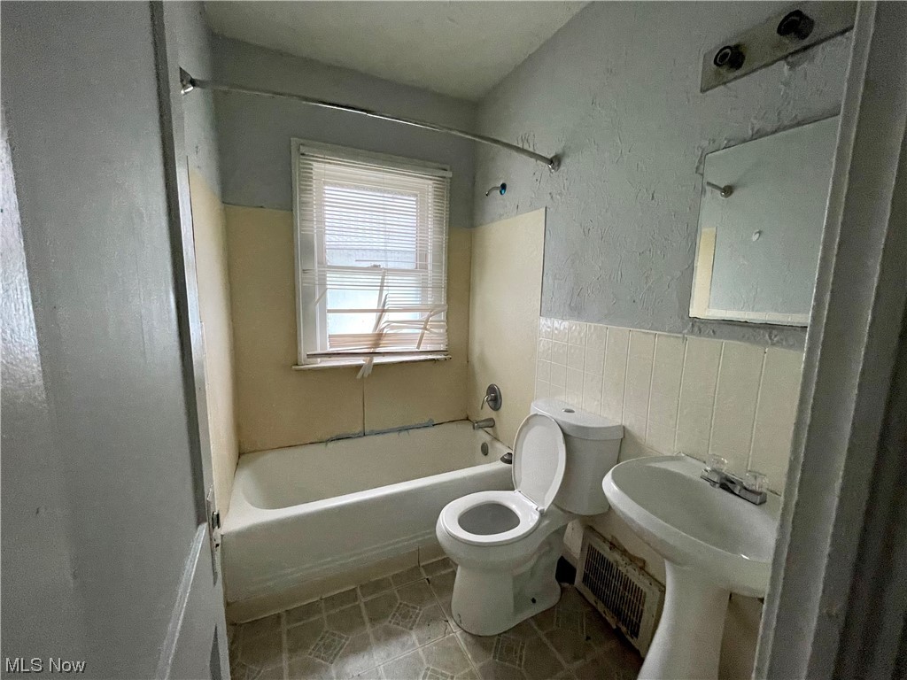 Woodhill East Blvd Sub - Residential Income