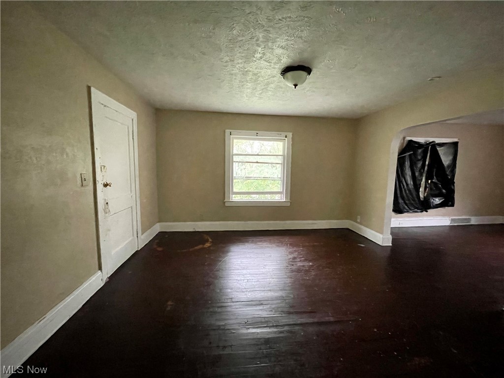 Woodhill East Blvd Sub - Residential Income