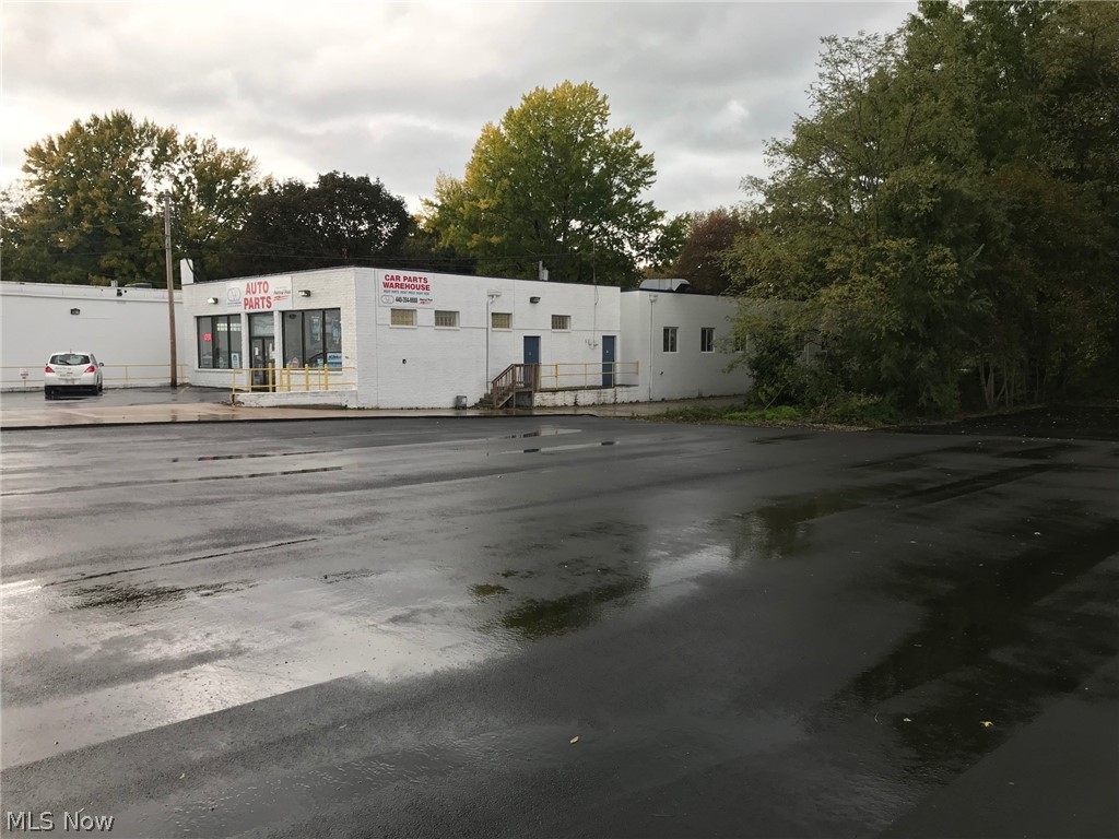 Painesville Township 04 - Commercial Lease